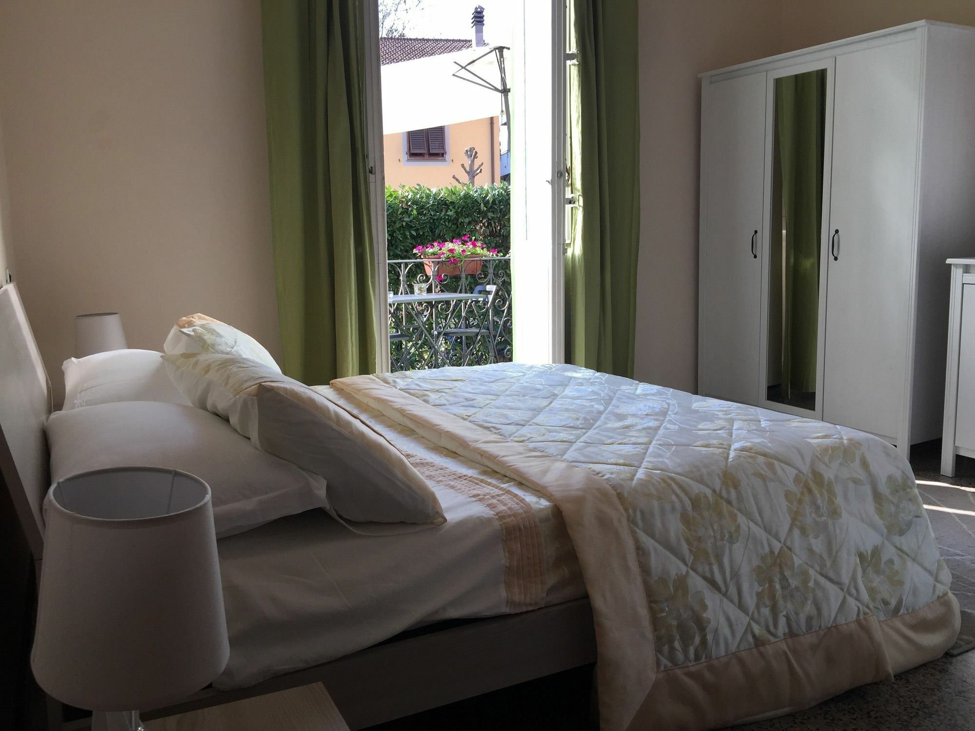 Lucca Relais Bed and Breakfast Exteriör bild